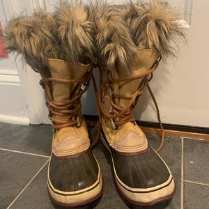 Sorel Joan of Arctic boot, Sz 7